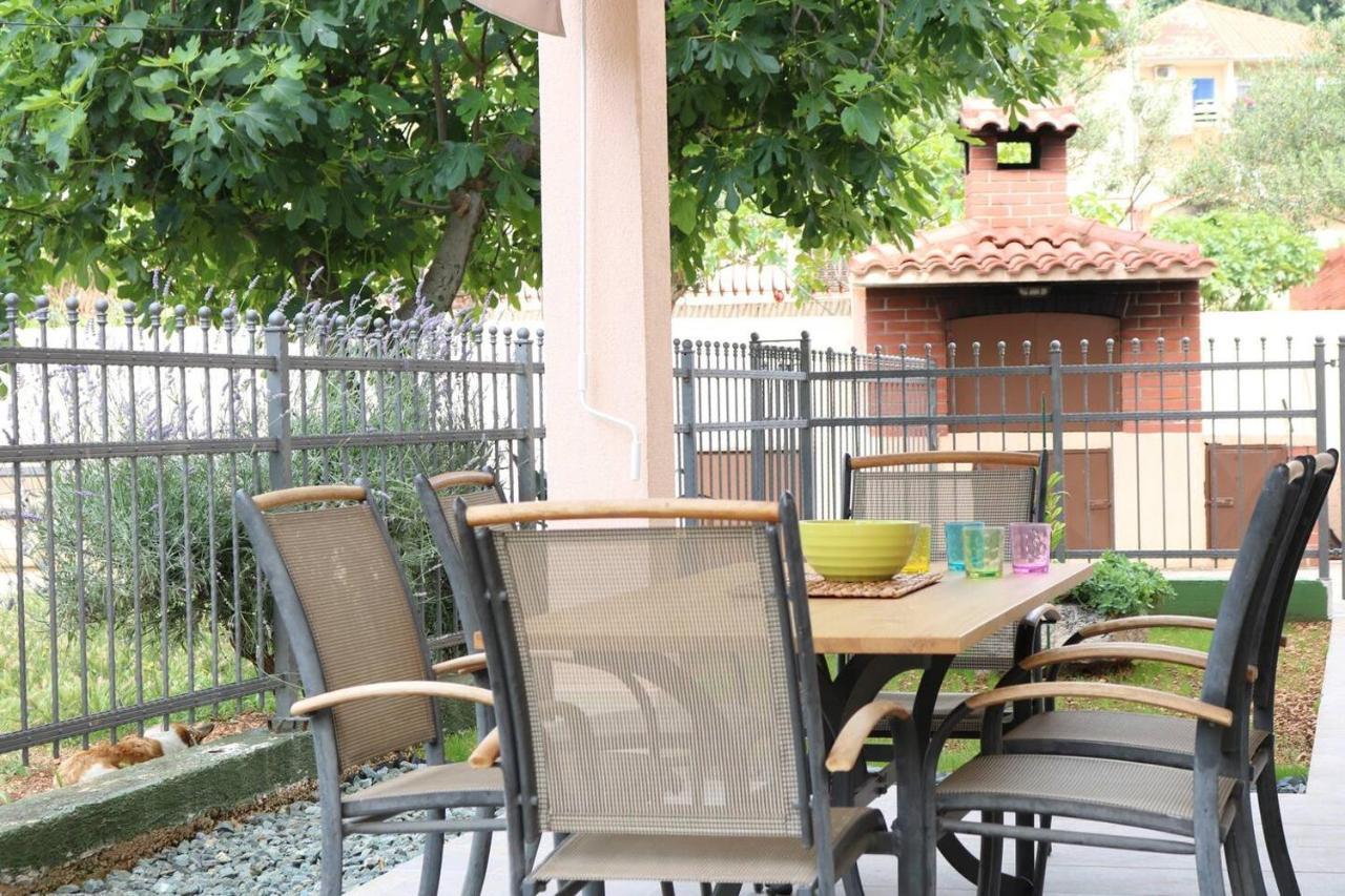 Apartments Ela Trogir Luaran gambar